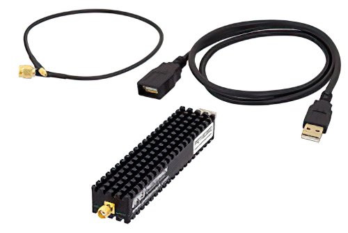 USB频率合成器模块，锁相环（PLL），输出频率为5 GHz至10 GHz，SMA