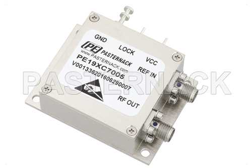 500 MHz 锁相振荡器，100 MHz 外部基准，相位噪声 -110 dBc/Hz，SMA