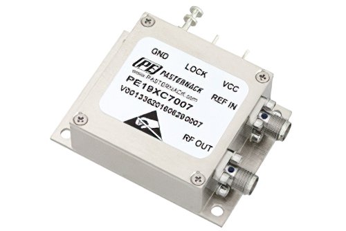 2 GHz 锁相振荡器，100 MHz 外部基准，相位噪声 -110 dBc/Hz，SMA