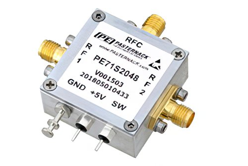 单刀双掷 PIN 二极管开关，工作频率为 50 MHz 到 1.5 GHz ，高达 4 瓦（+36 dBm）， SMA