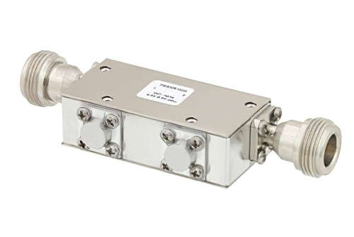 双节隔离器，隔离度40 dB，7 GHz至12.4 GHz，5瓦，SMA母头