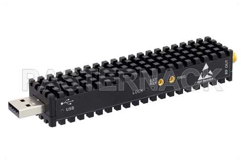 USB频率合成器模块，锁相环（PLL），输出频率为24 GHz至27 GHz，SMA