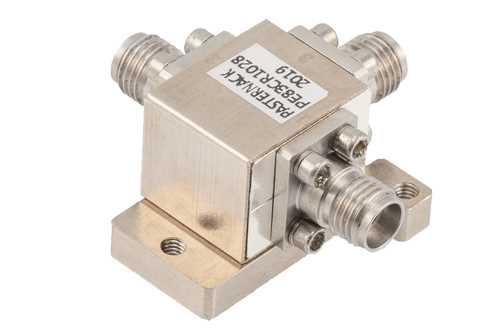 环行器，隔离度13 dB，22 GHz至33 GHz，10瓦，2.92mm母头
