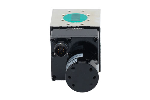 WR90 波导机电式继电器开关，单刀双掷/双刀双掷，故障保护，8.2 GHz~12.4 GHz，5 kW，CPR平面配置，12V