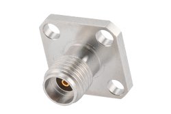 2.92mm母头现场可更换连接器，4孔法兰安装，Pin 0.015英寸，孔距0.340英寸，带金属触点环