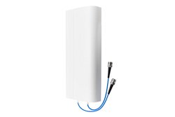低PIM垂直水平极化 MIMO 面板天线，698-960 MHz/1710-2700 MHz/3400-4200 MHz，5-7 dBi，壁挂安装，两个 4.3-10 母头连接器