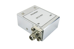 High Power Isolator with 20 dB Isolation from 800 MHz to 900 MHz, 100 Watts and SMA Female