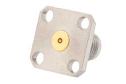 2.4mm Female Field Replaceable Connector 4 Hole Flange Mount 0.009 inch Pin, .340 inch Hole Spacing, with Metal Contact Ring（图2）